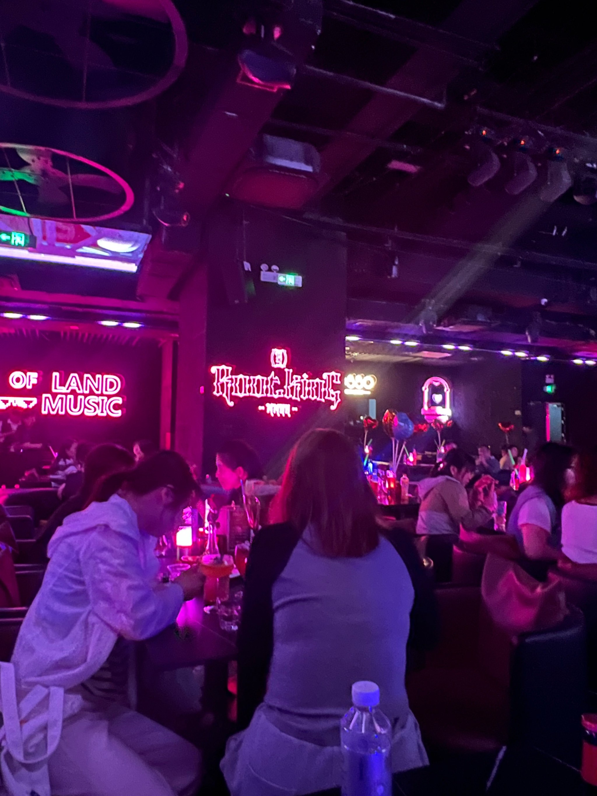 重庆商务ktv中低端区别解析-北碚区ktv预定